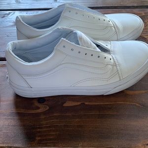 Preowned white vans